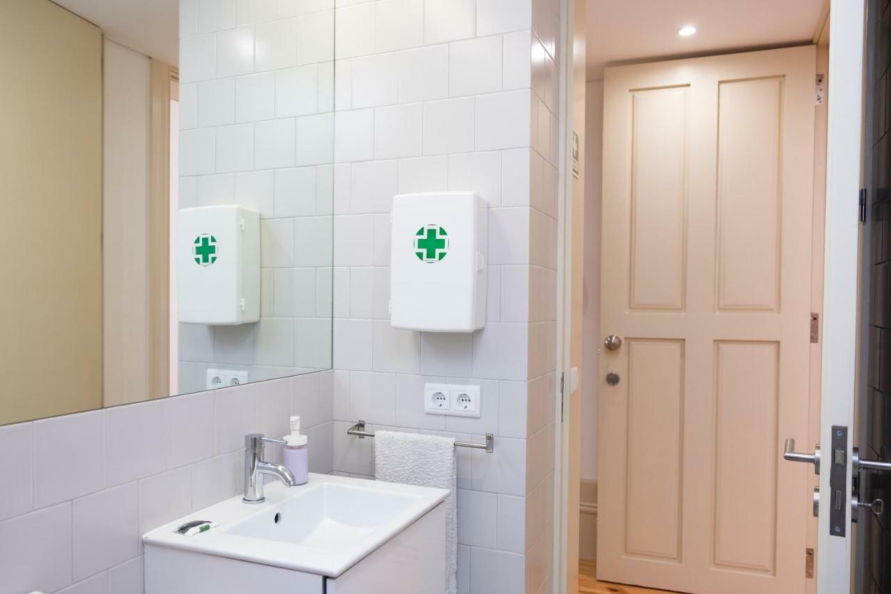 Lively Getaway Apartment Порту Экстерьер фото